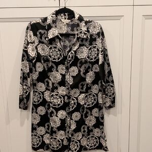 Black and White Patterned Blouse And White With Blue Pattern Bundle